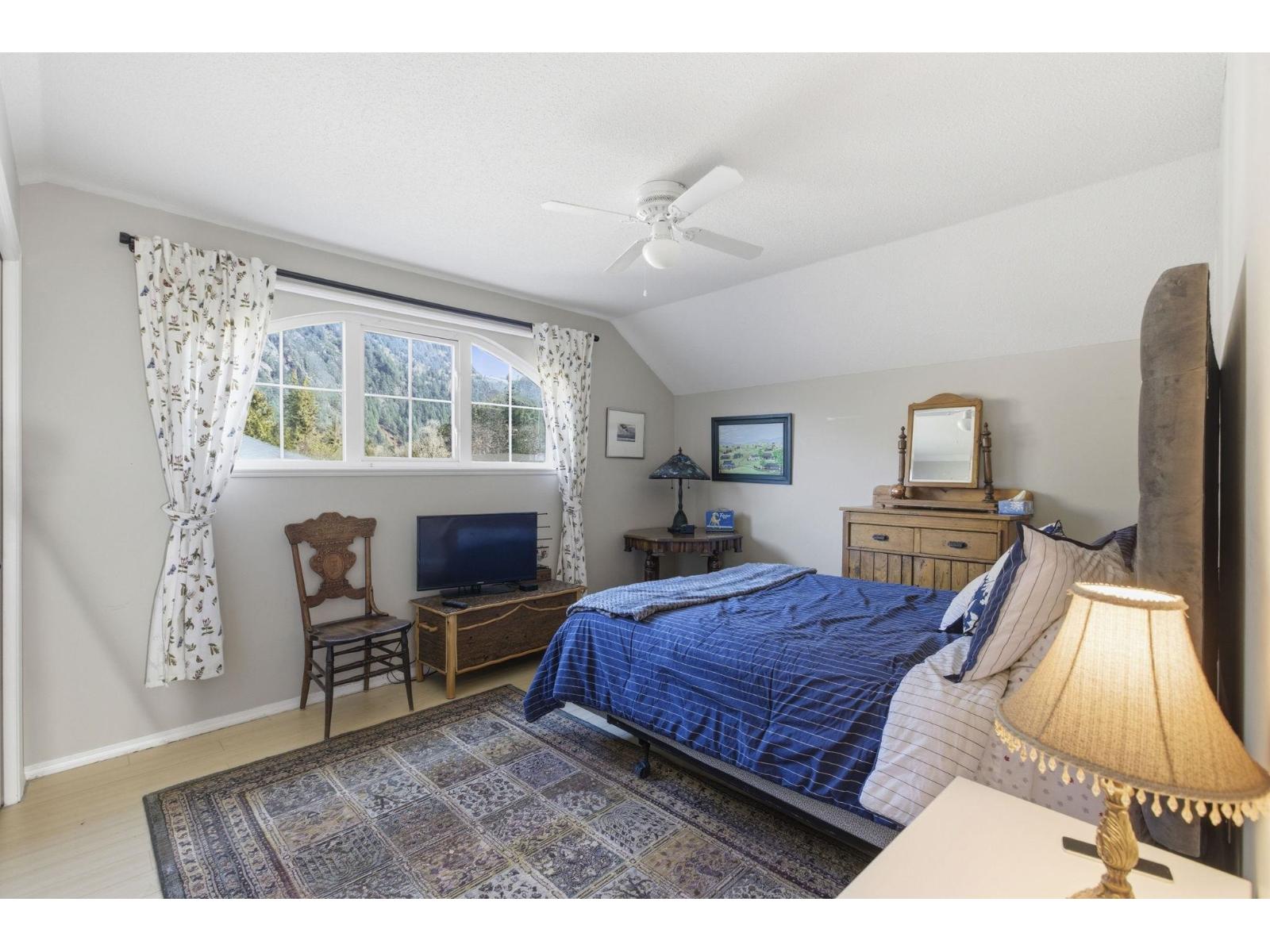 406 MIAMI RIVER DRIVE, Harrison Hot Springs, Harrison Hot Springs