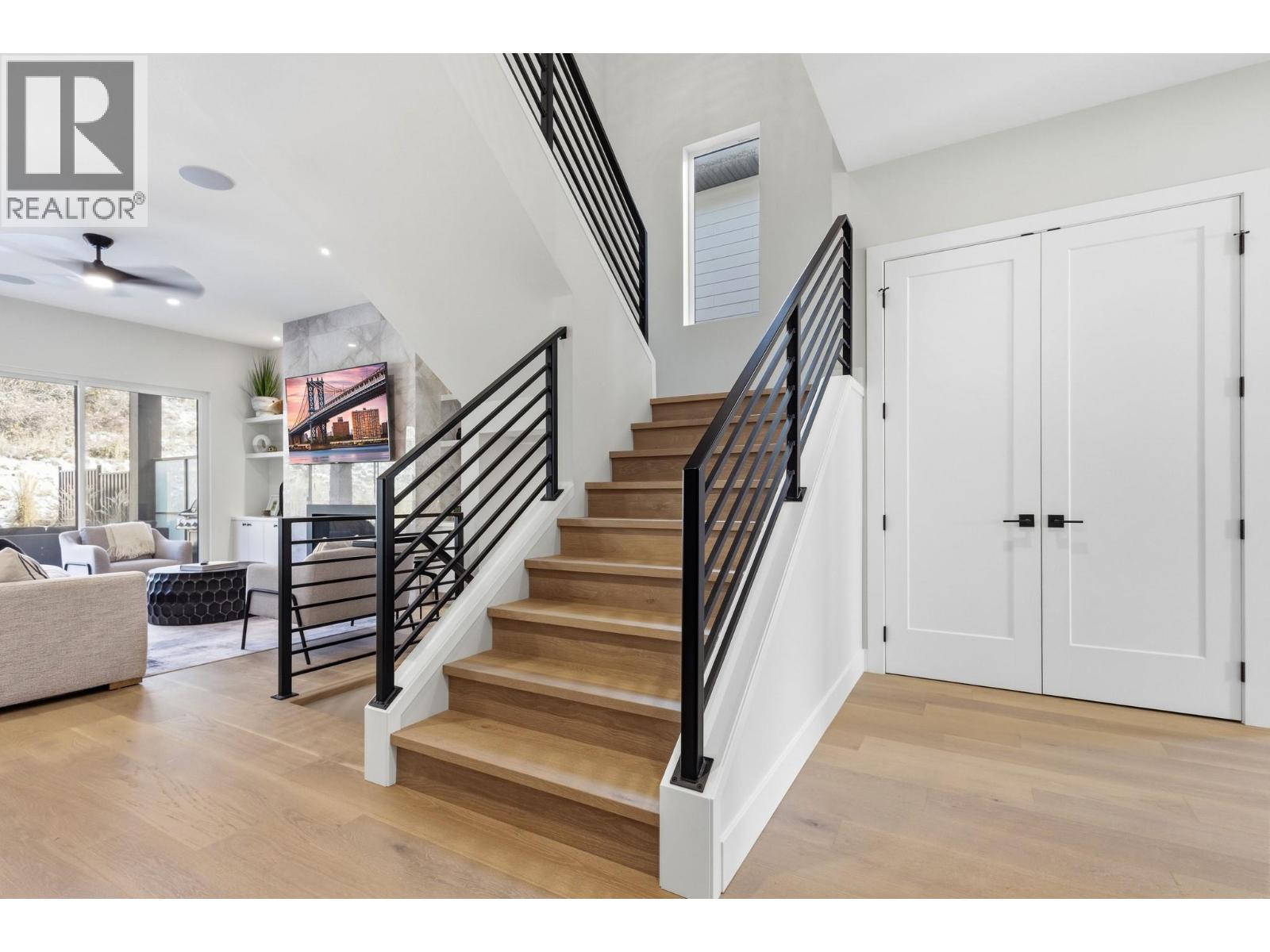  451 Vision Court, Kelowna