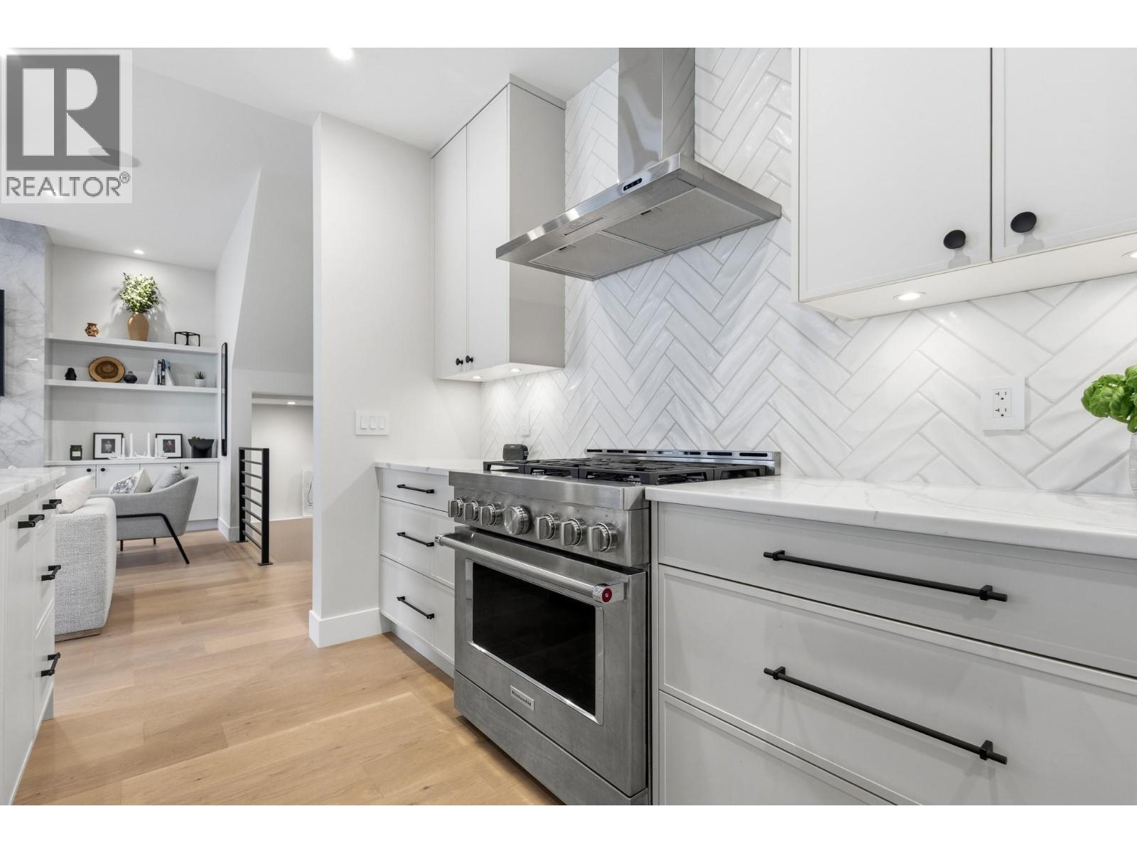  451 Vision Court, Kelowna