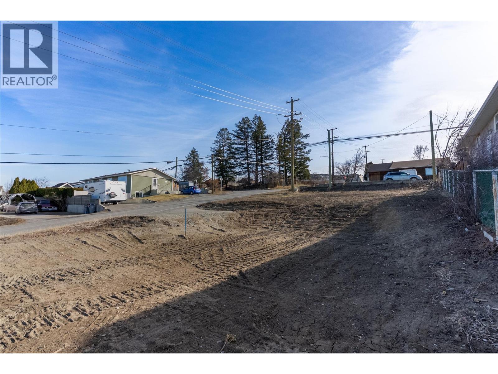 64 CENTRE AVENUE - 22