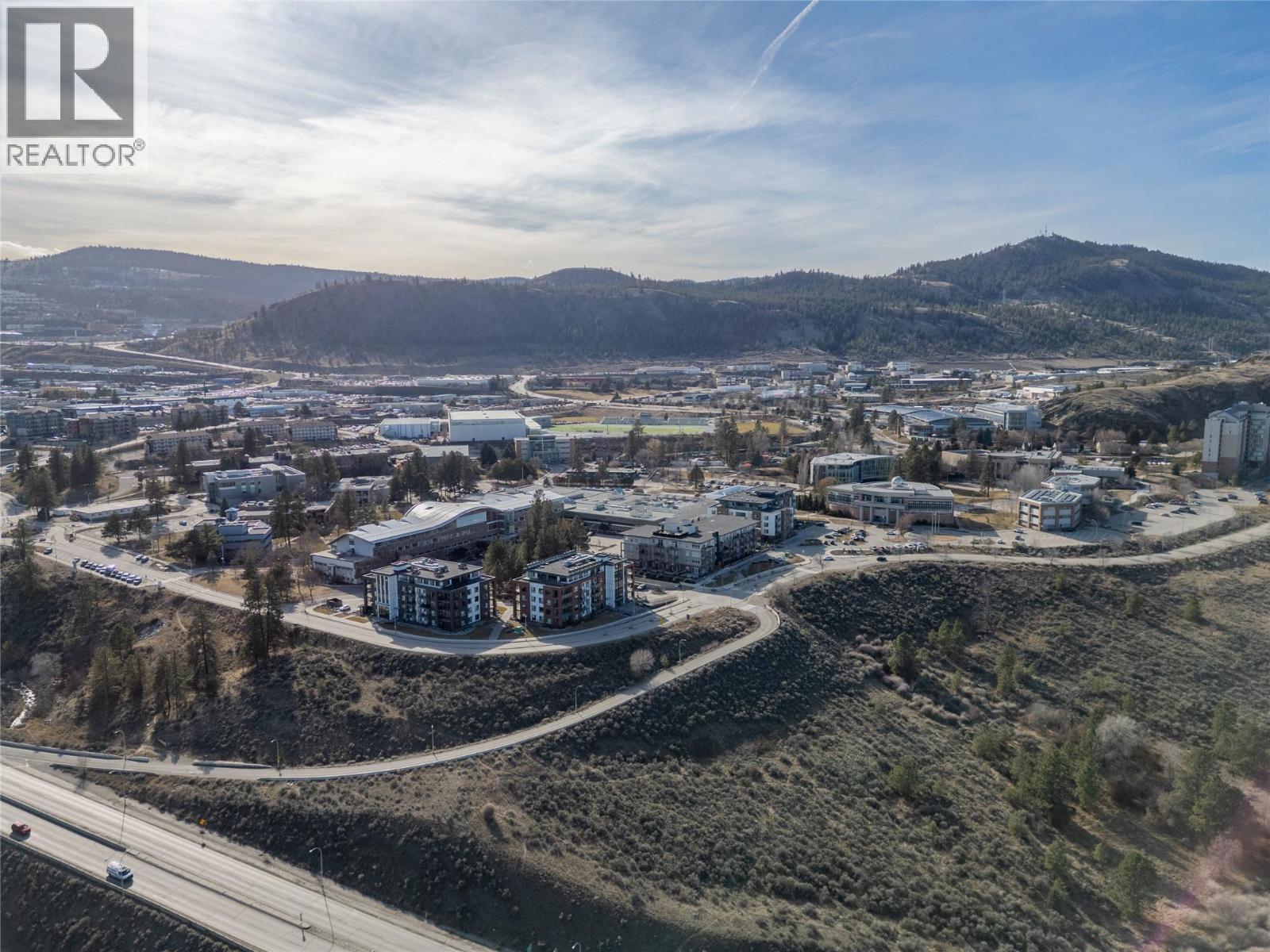 64 CENTRE AVENUE - 18