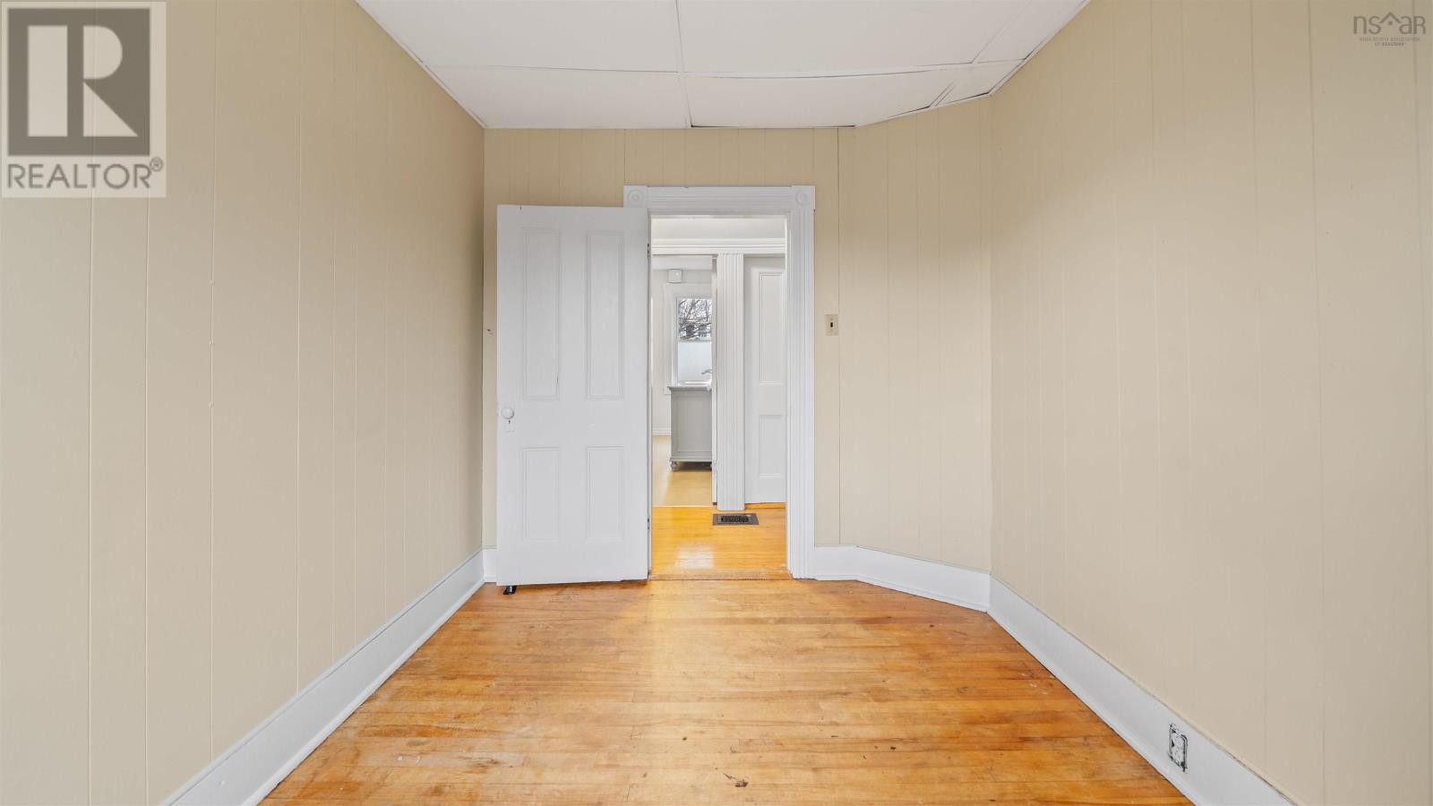 Property 24 of 36 of 62 Maple Avenue