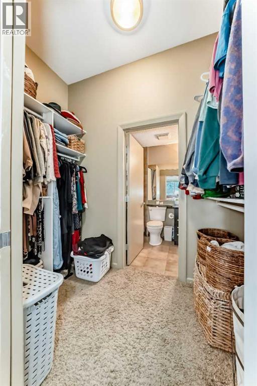 Single Family House for Sale in    Street SE Beltline Calgary 