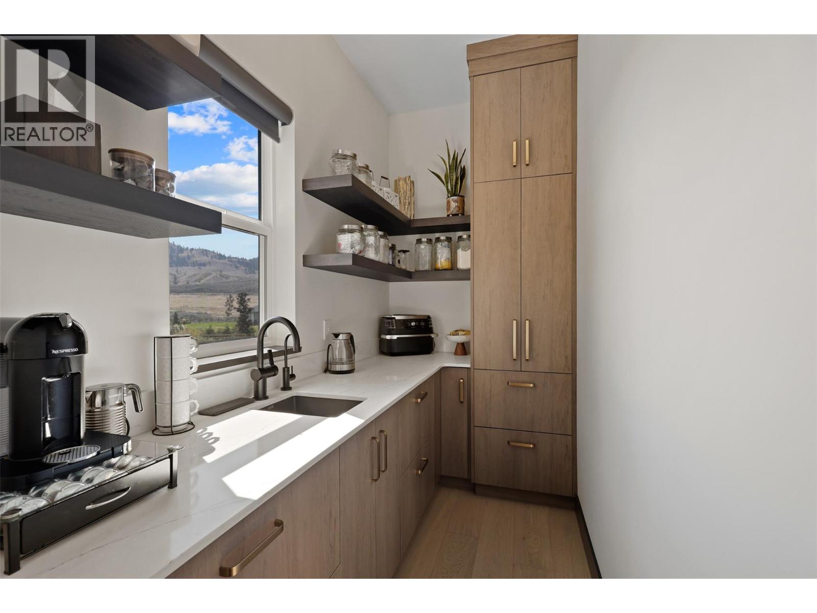 115 Lake Point Court, Kamloops