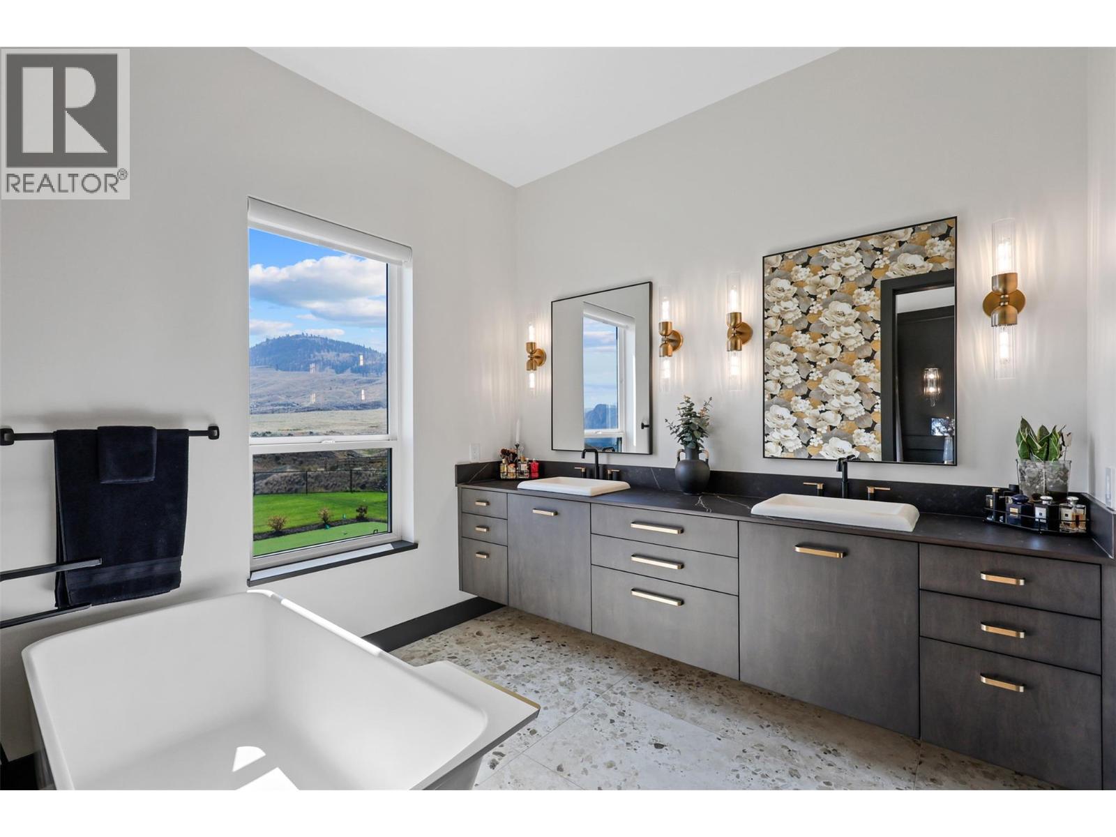 115 Lake Point Court, Kamloops