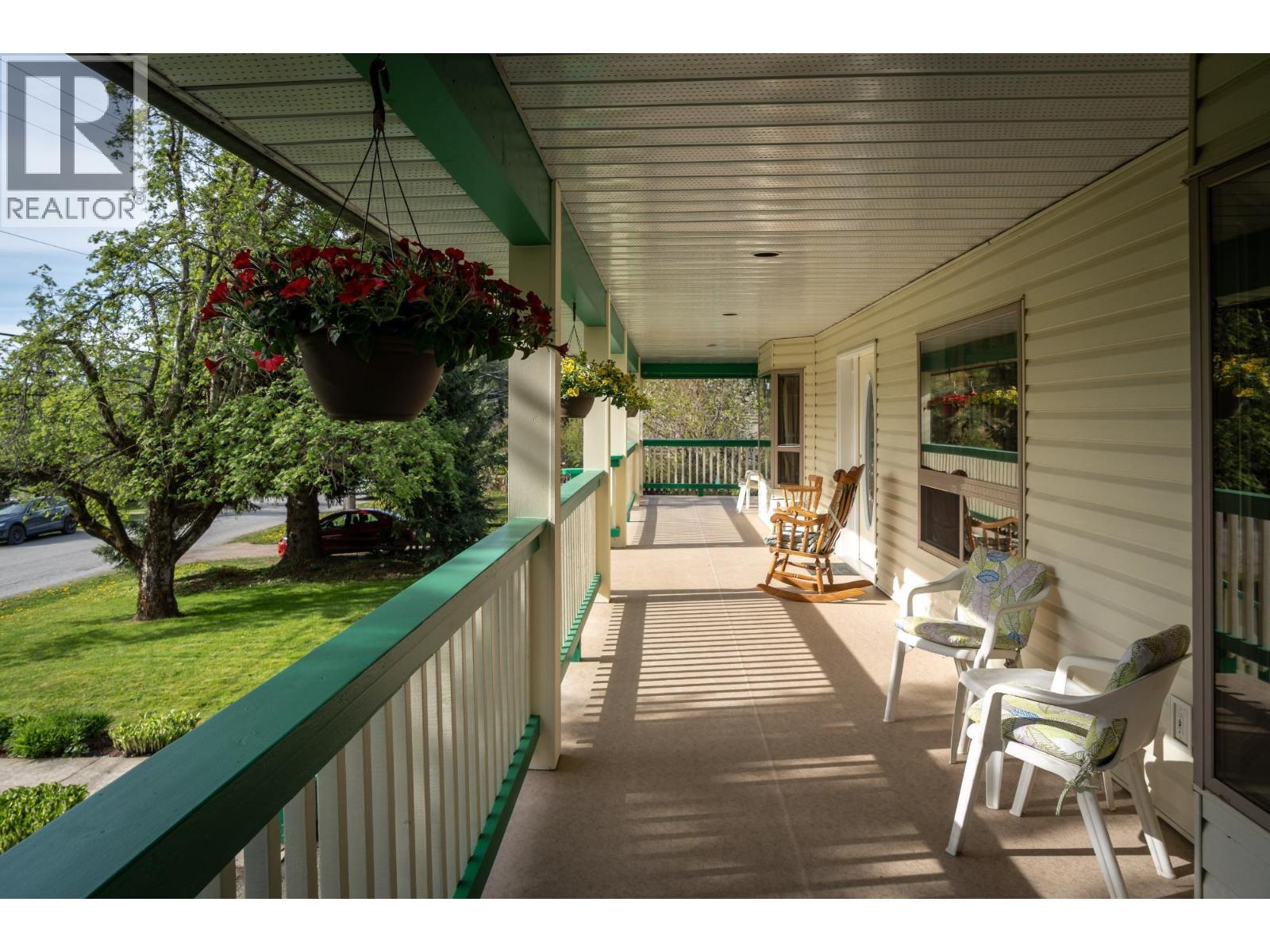 403 8TH  S Street, Kaslo