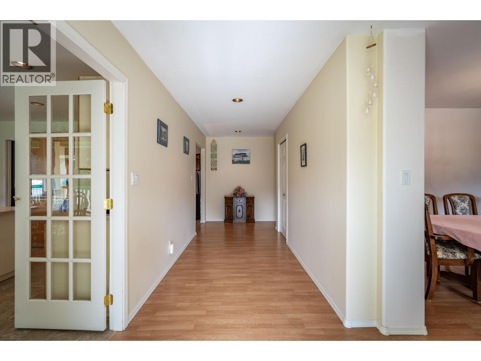 403 8TH  S Street, Kaslo