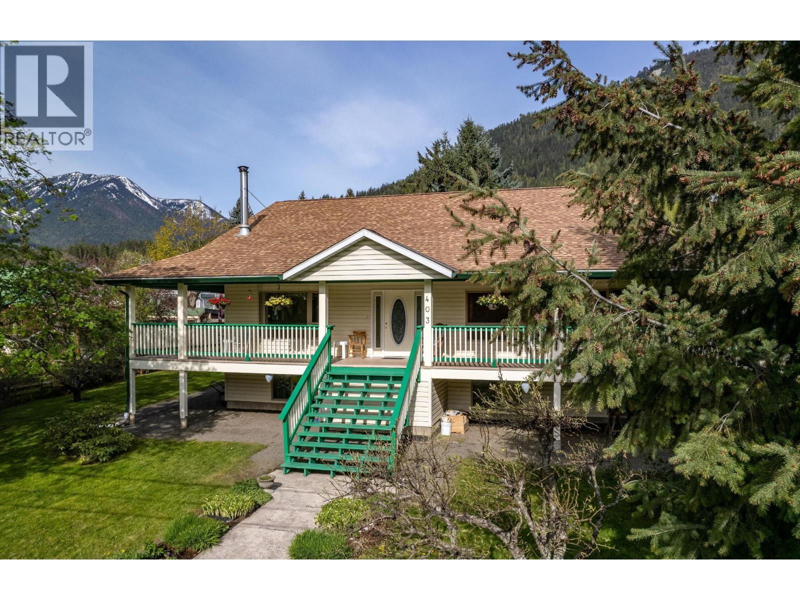 403 8TH  S Street, Kaslo