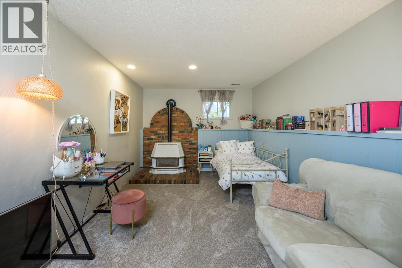 3582 ROSIA ROAD - 29