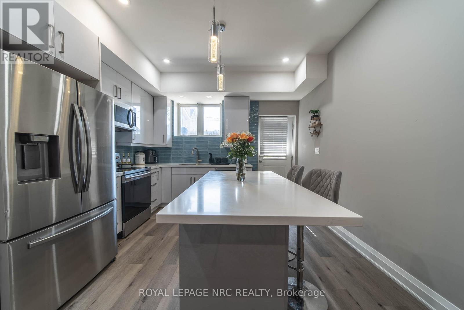 37A ORMONDE AVENUE - 2