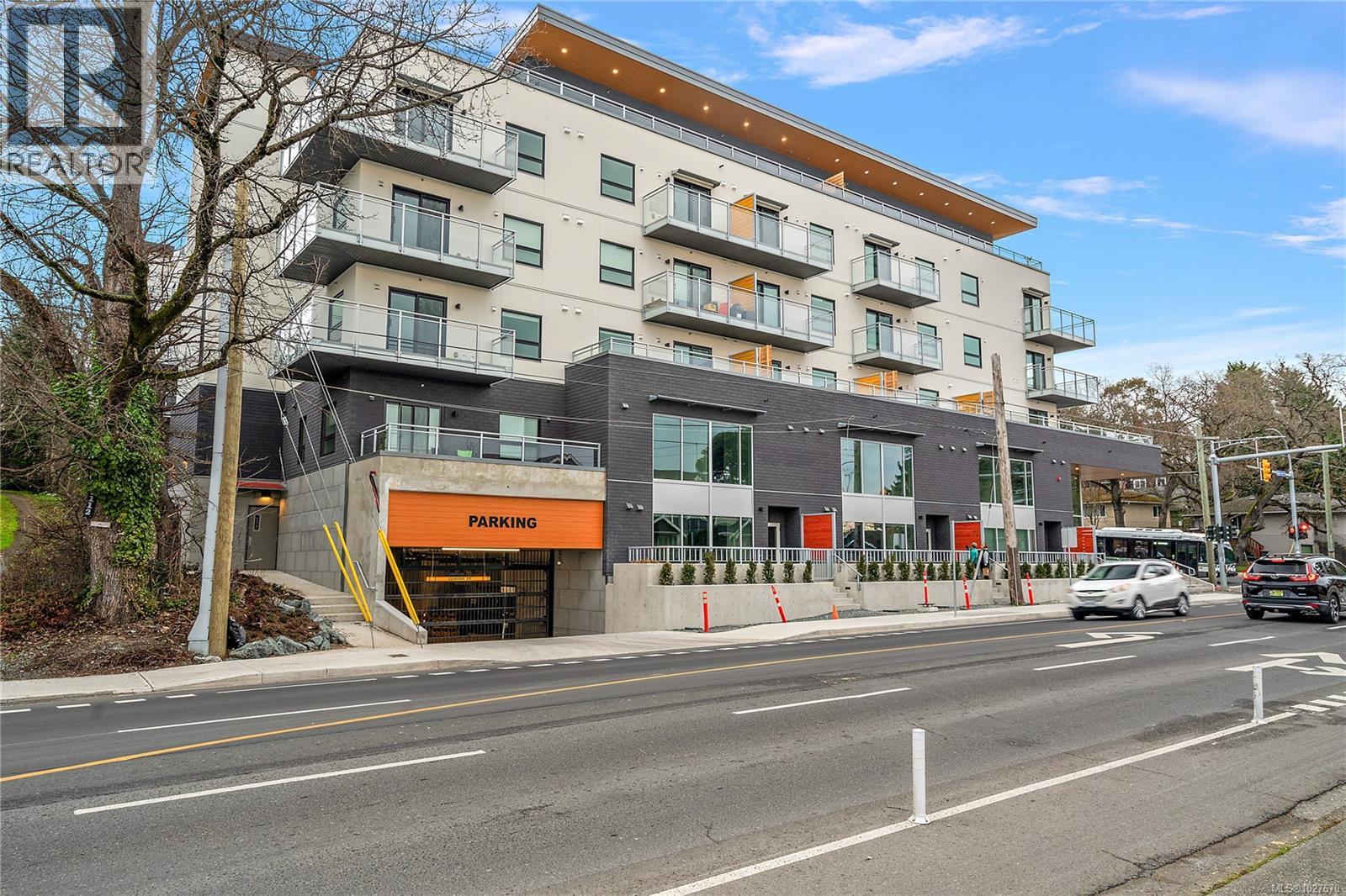 507 610 Lampson Street, Esquimalt