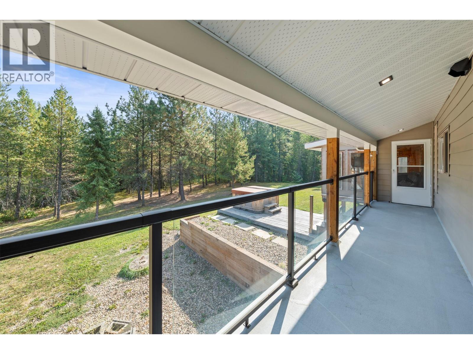 2510 Samuelson Road, Sicamous