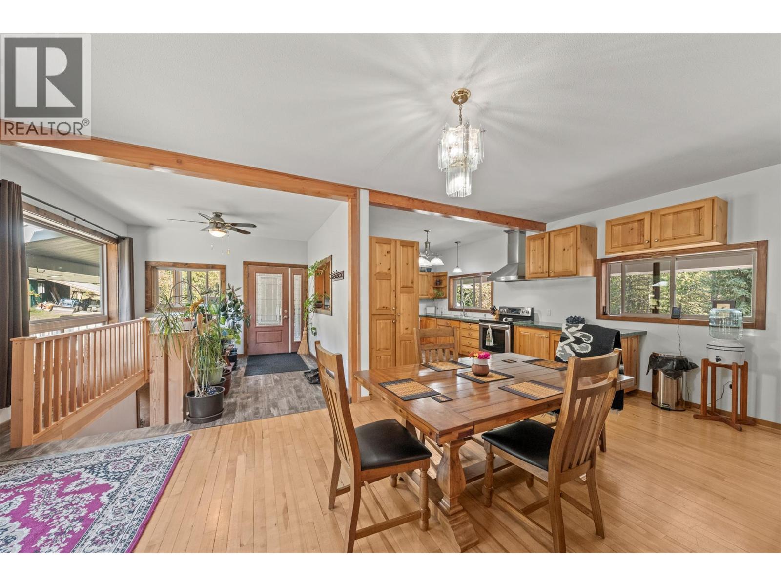 2510 Samuelson Road, Sicamous