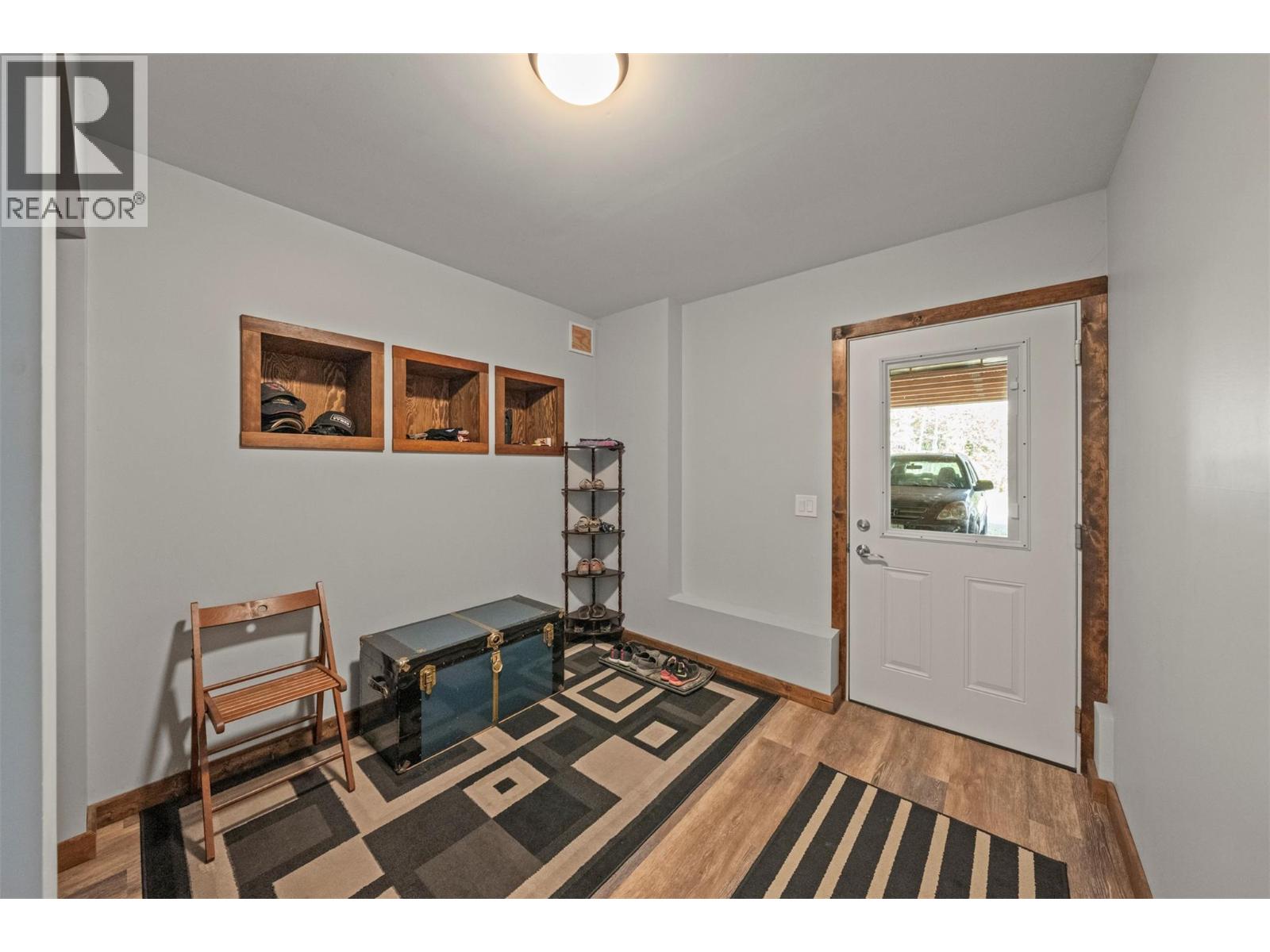 2510 Samuelson Road, Sicamous