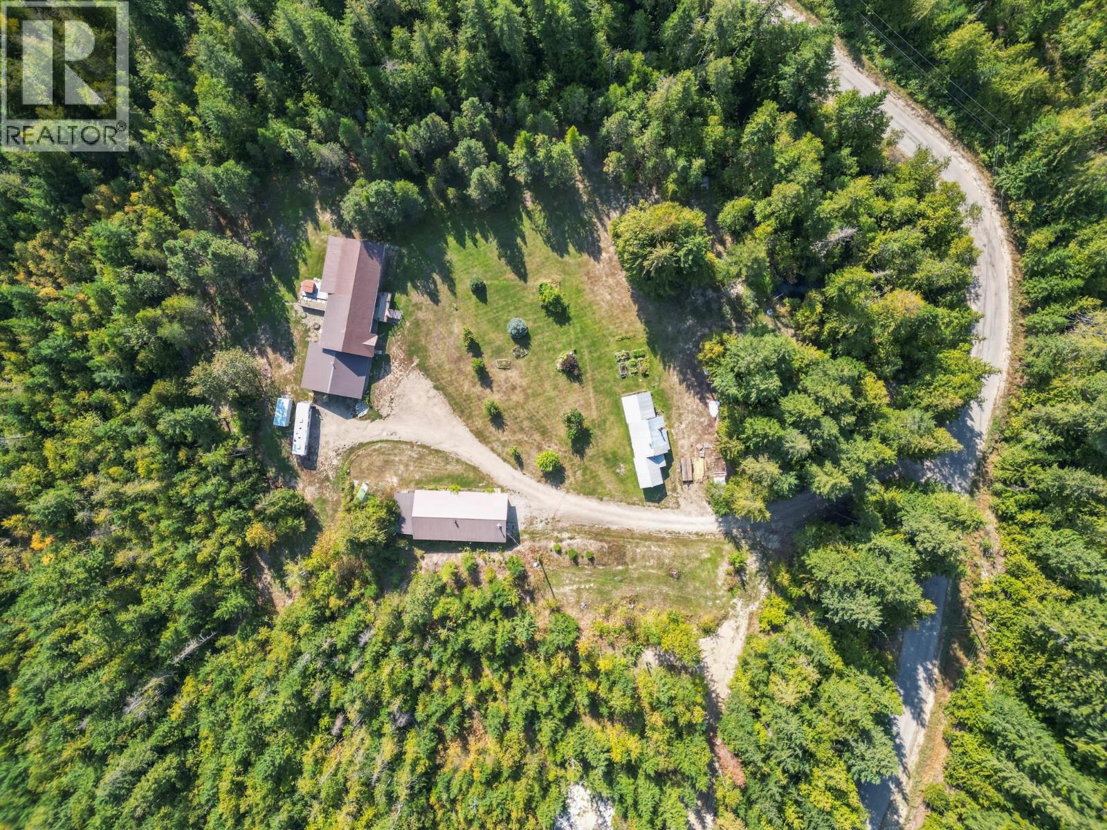 2510 Samuelson Road, Sicamous