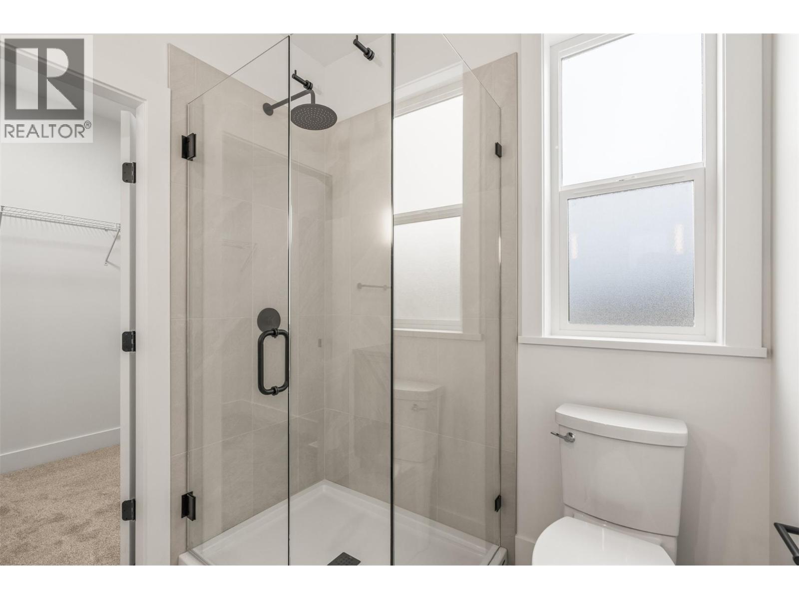 2468 Bradley Drive, Armstrong