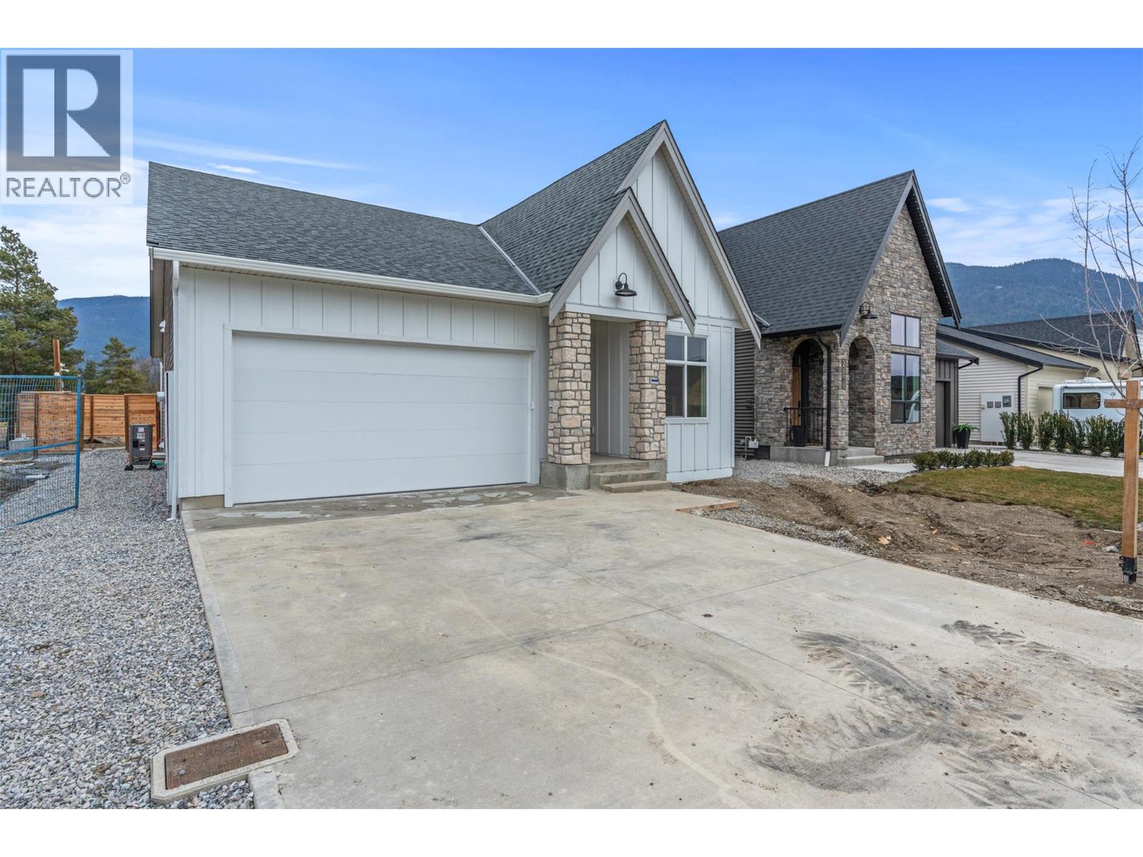 2468 Bradley Drive, Armstrong