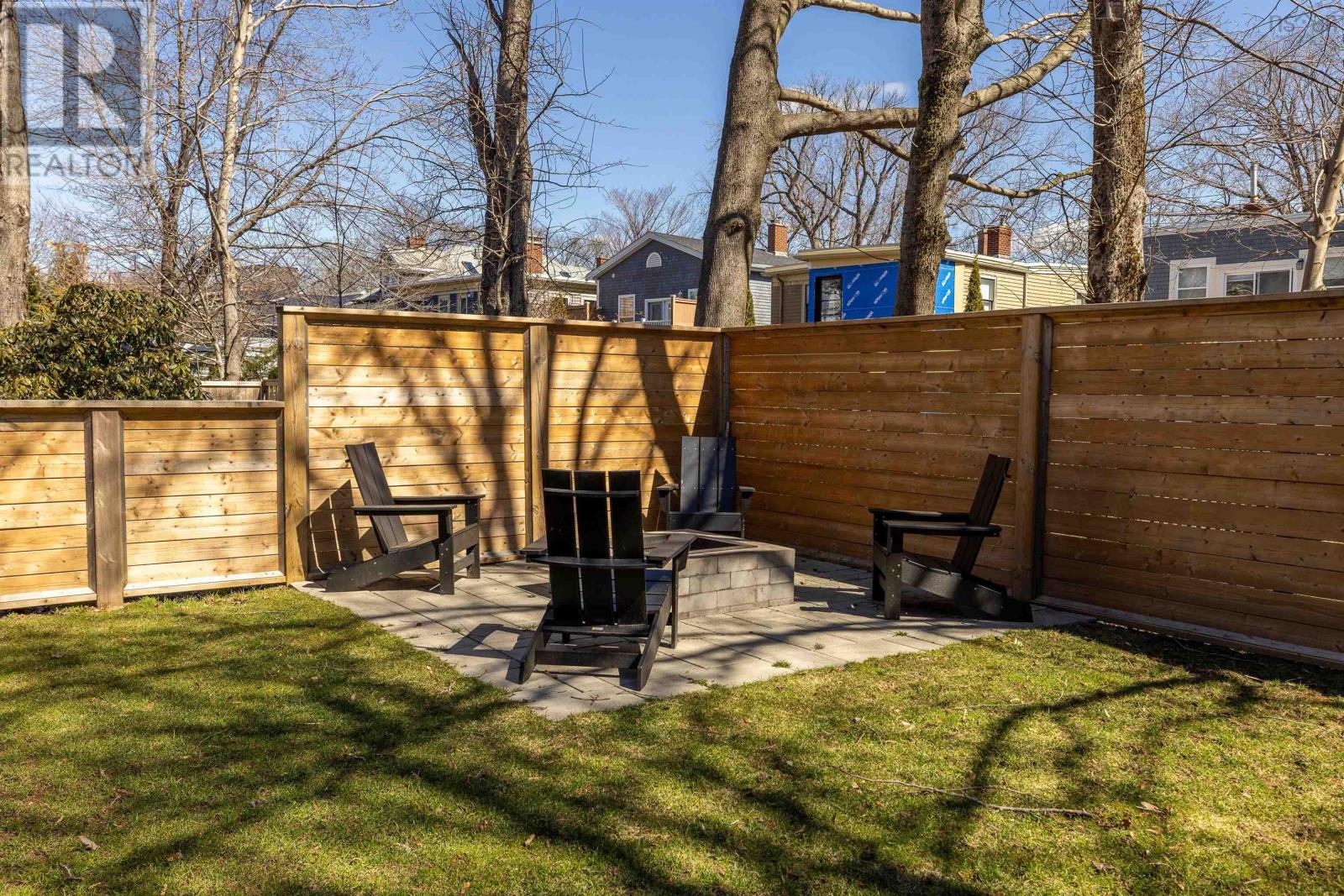 Property 27 of 48 of 1629 Vernon Street