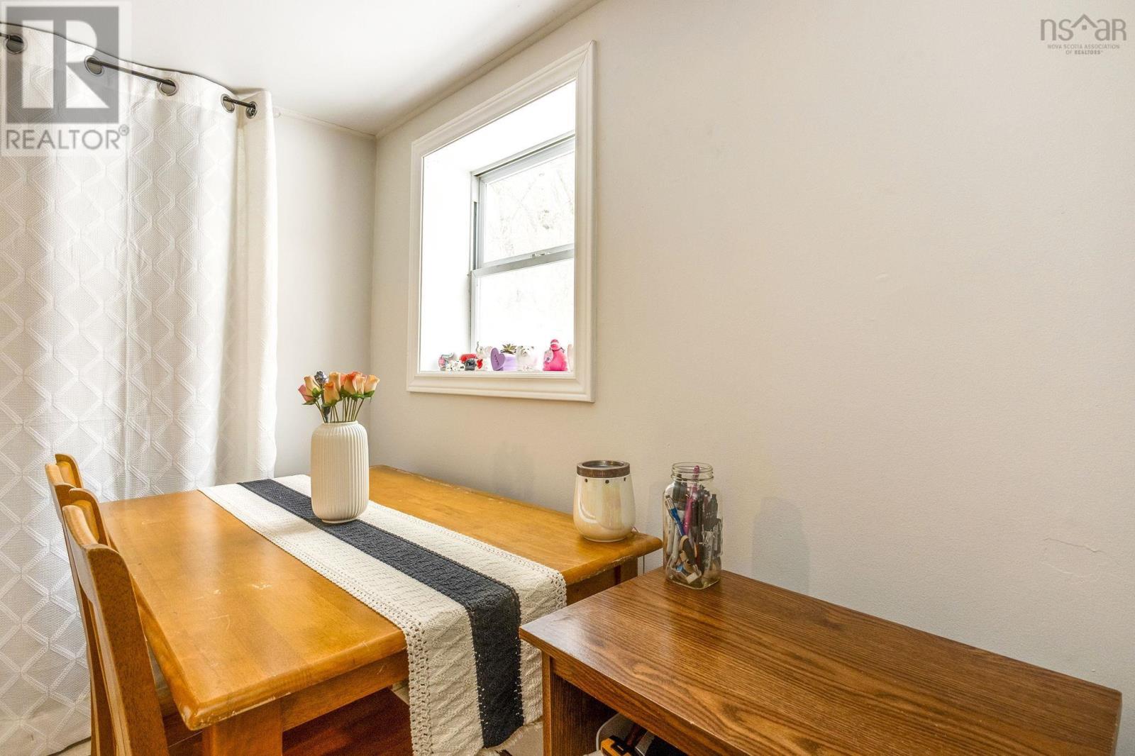 Property 35 of 47 of 405 Stead Street