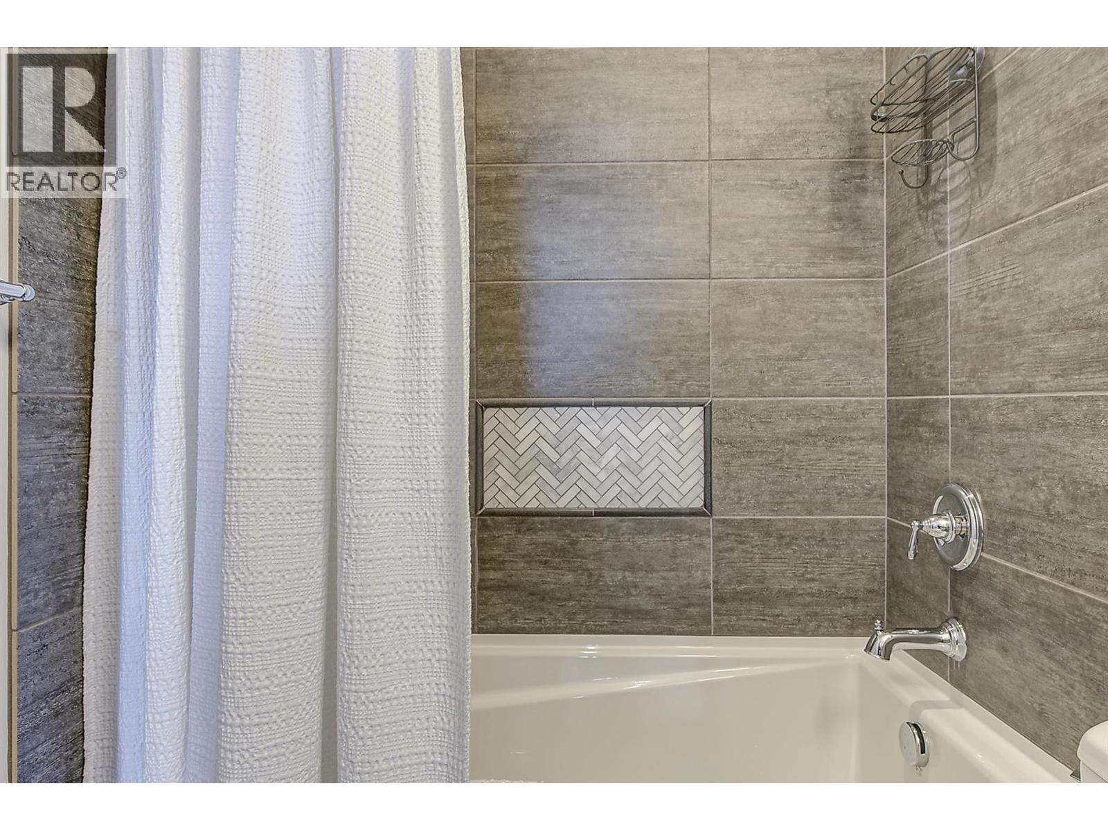 70 1960 KLO Road, Kelowna