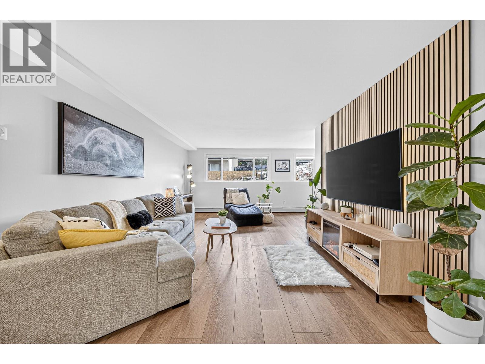 40 Ridgemont Avenue Unit# 102, Fernie