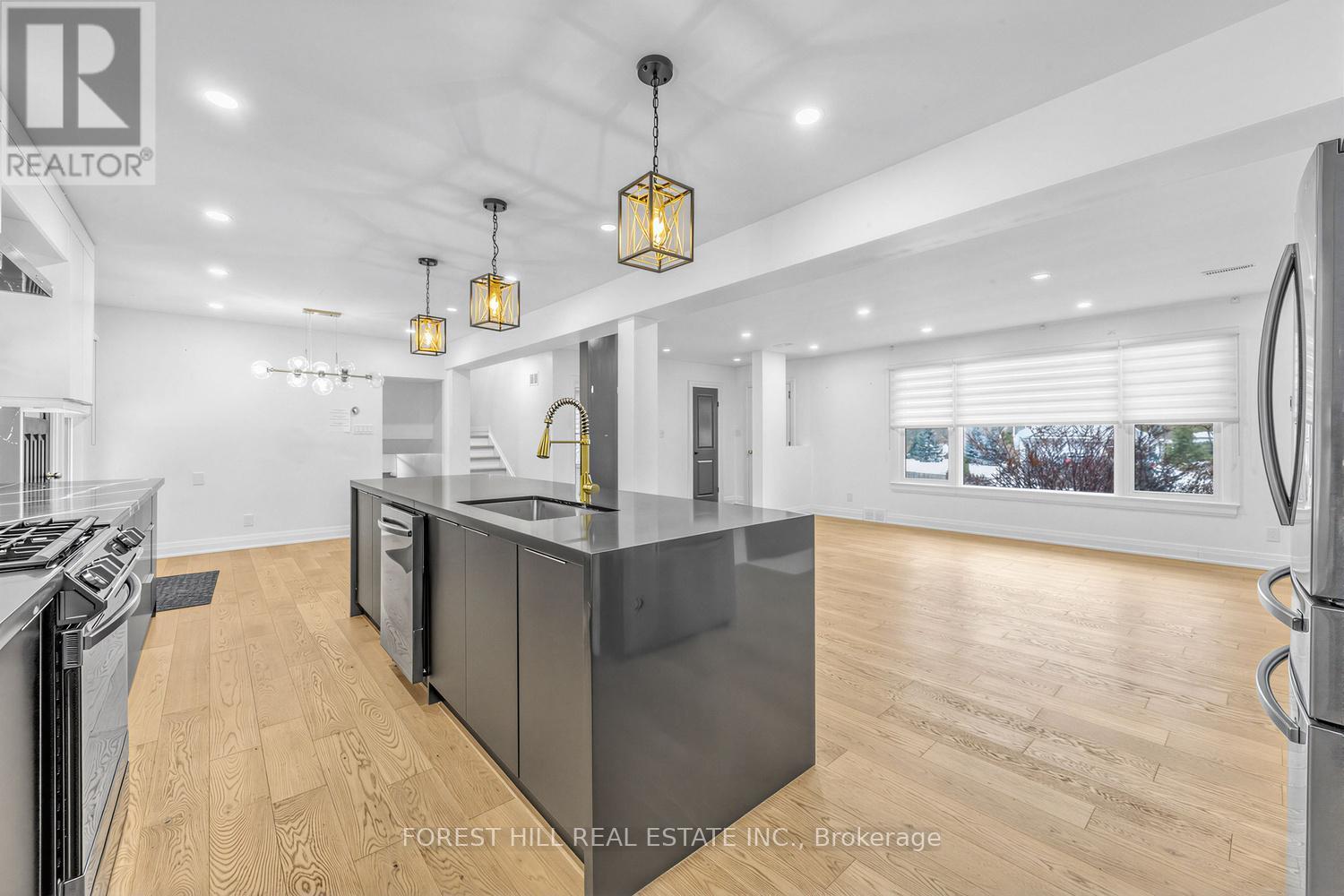180 GLENWOOD CRESCENT - 11