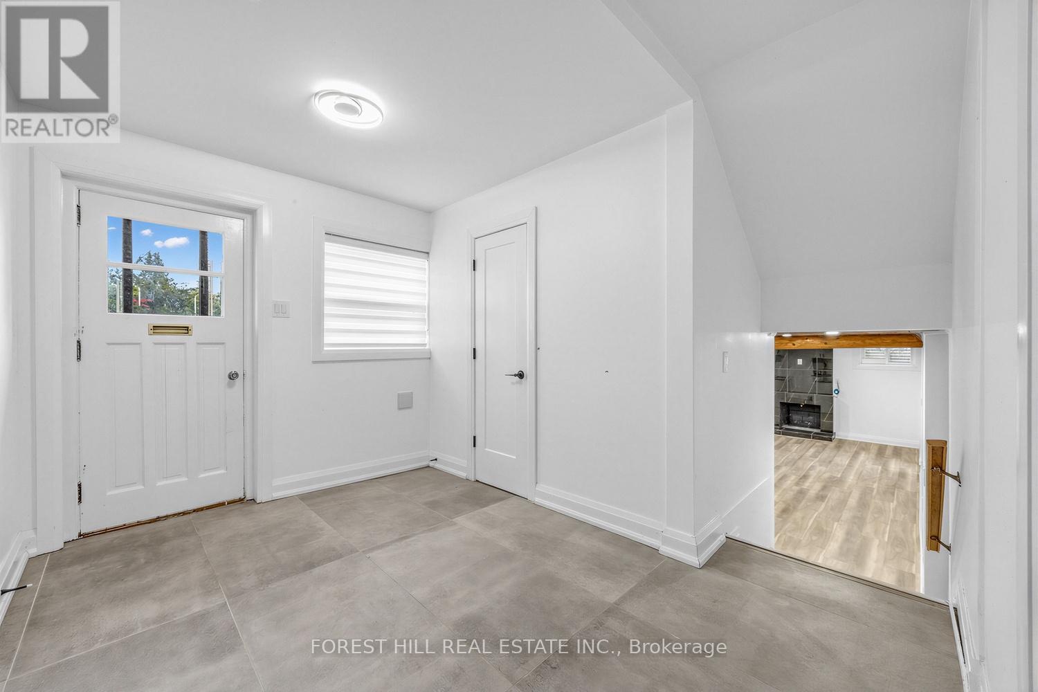 180 GLENWOOD CRESCENT - 21
