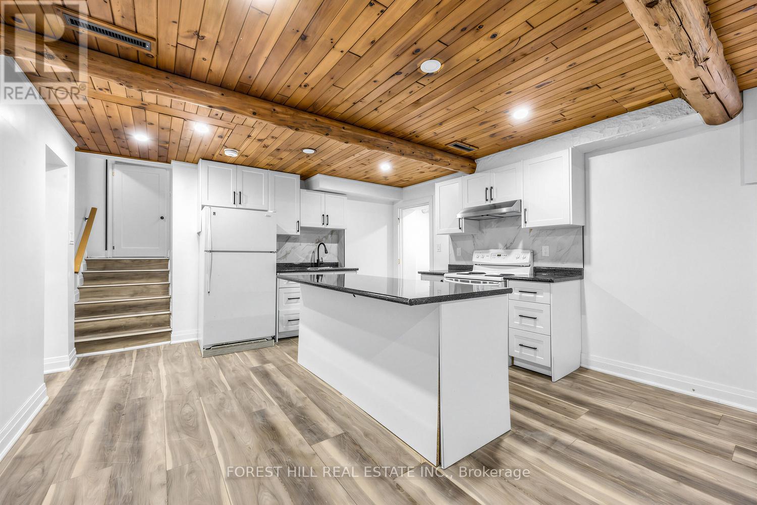 180 GLENWOOD CRESCENT - 23