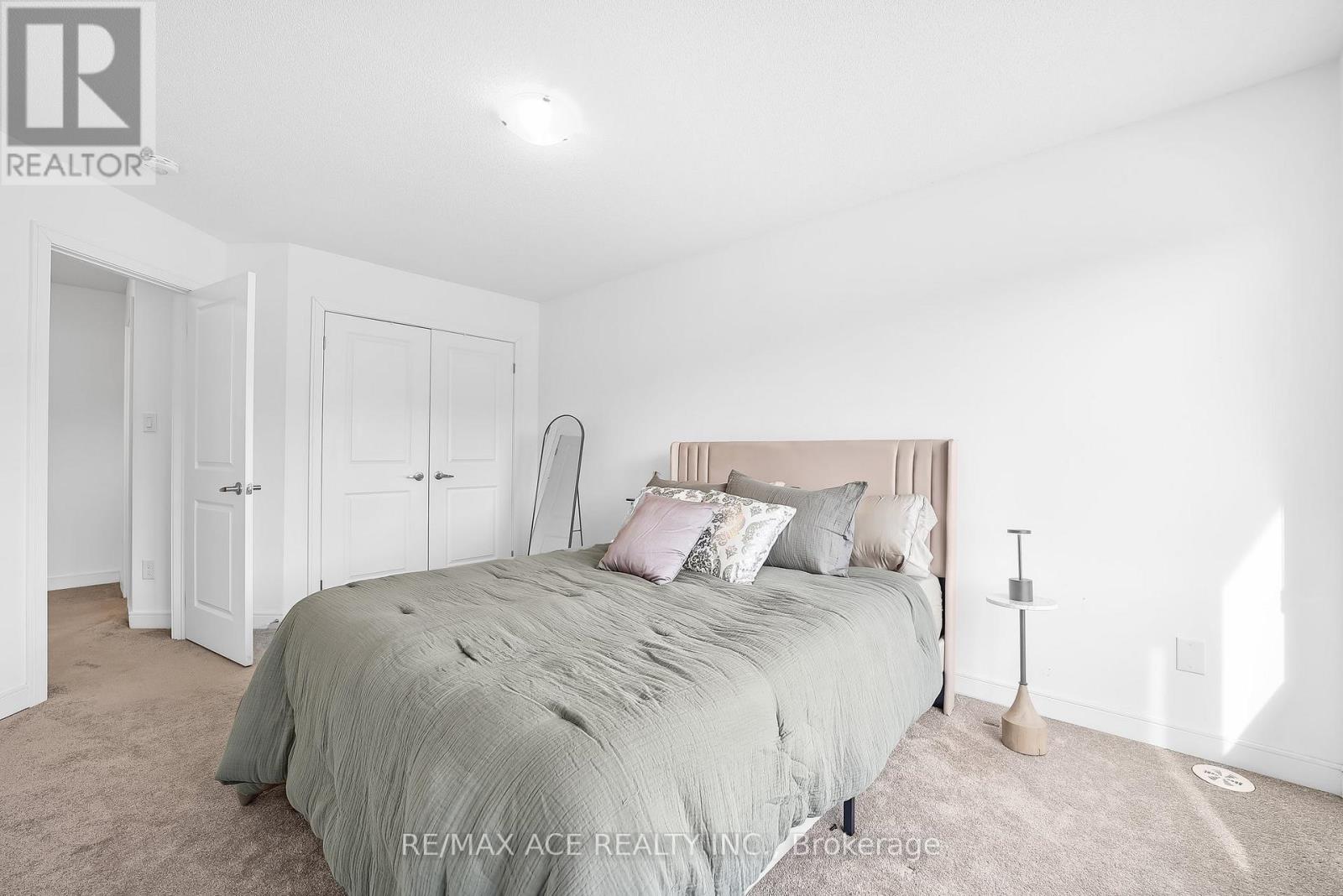24 SPRY LANE - 24