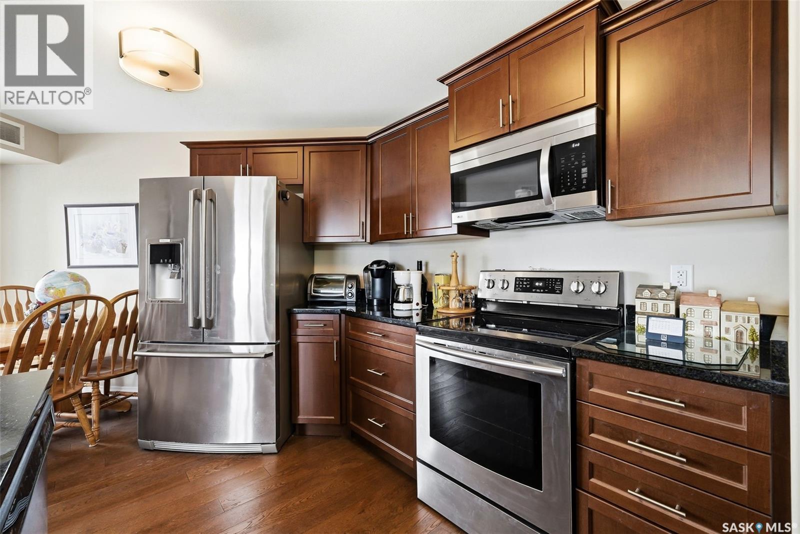 #214 3630 HAUGHTON ROAD E - 9