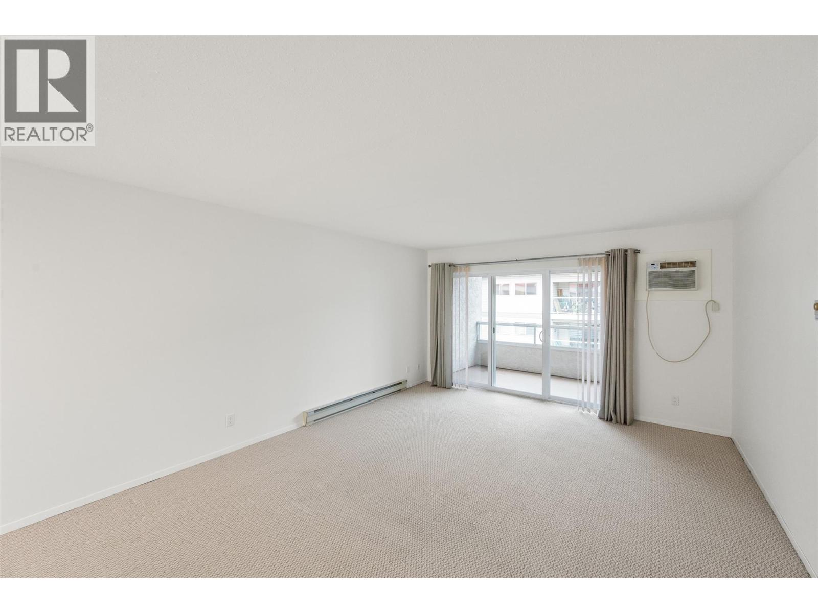 284 YORKTON Avenue Unit# 404, Penticton