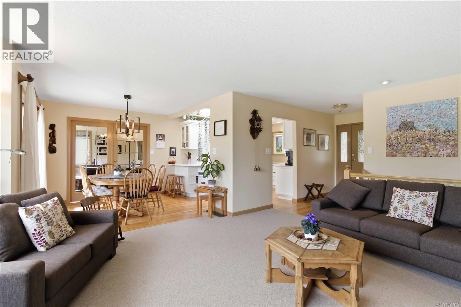  4345 Ridgewood Crescent, Saanich