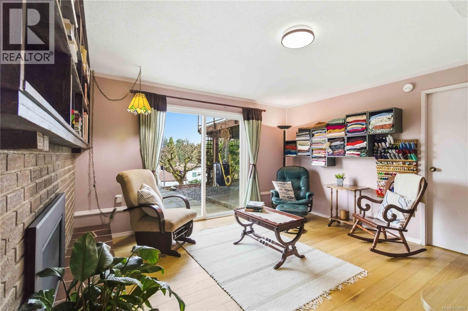  4345 Ridgewood Crescent, Saanich