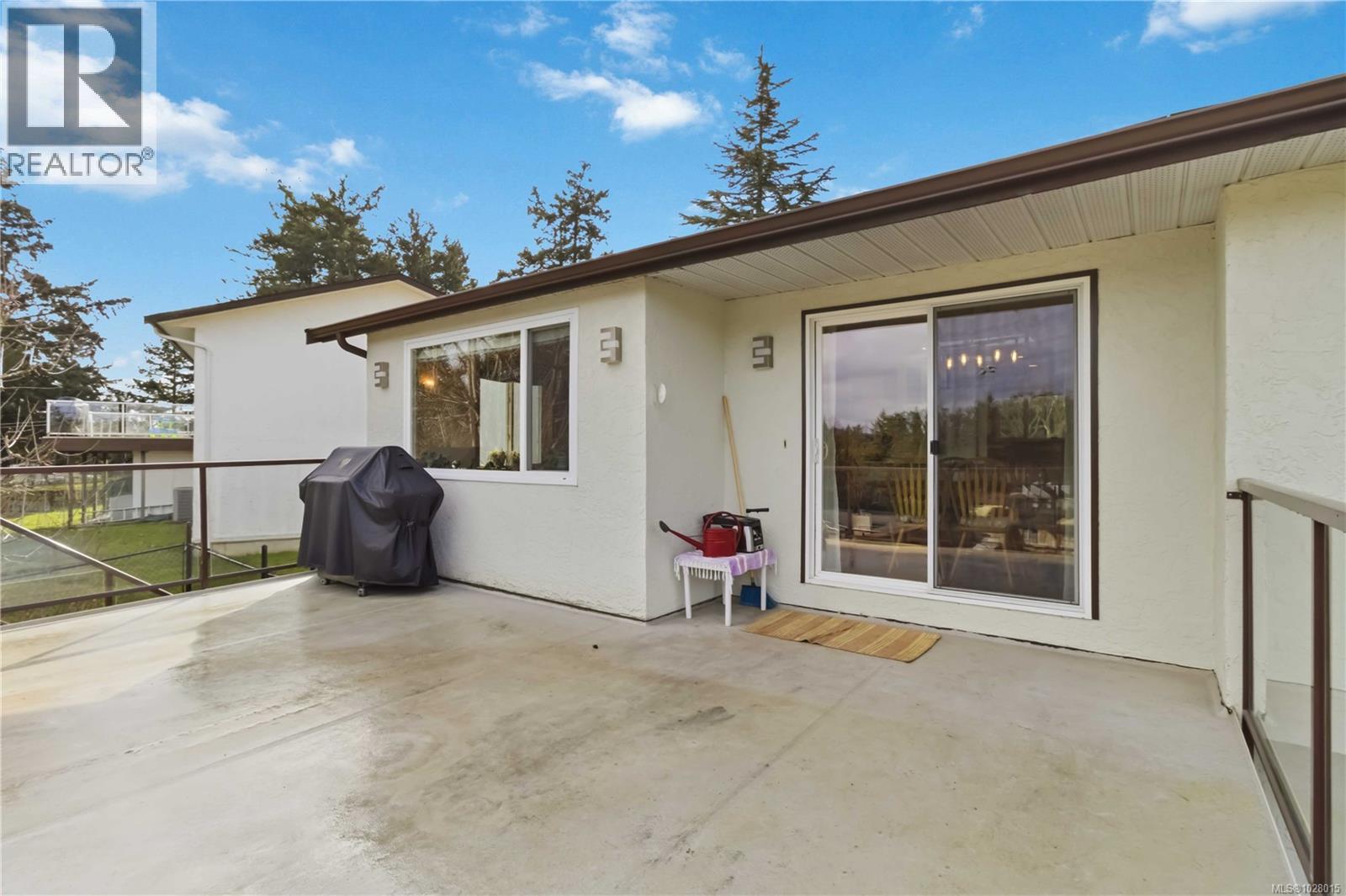  4345 Ridgewood Crescent, Saanich