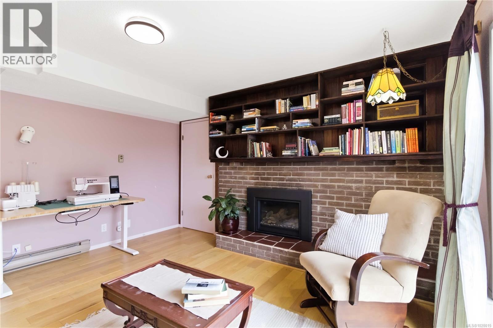  4345 Ridgewood Crescent, Saanich