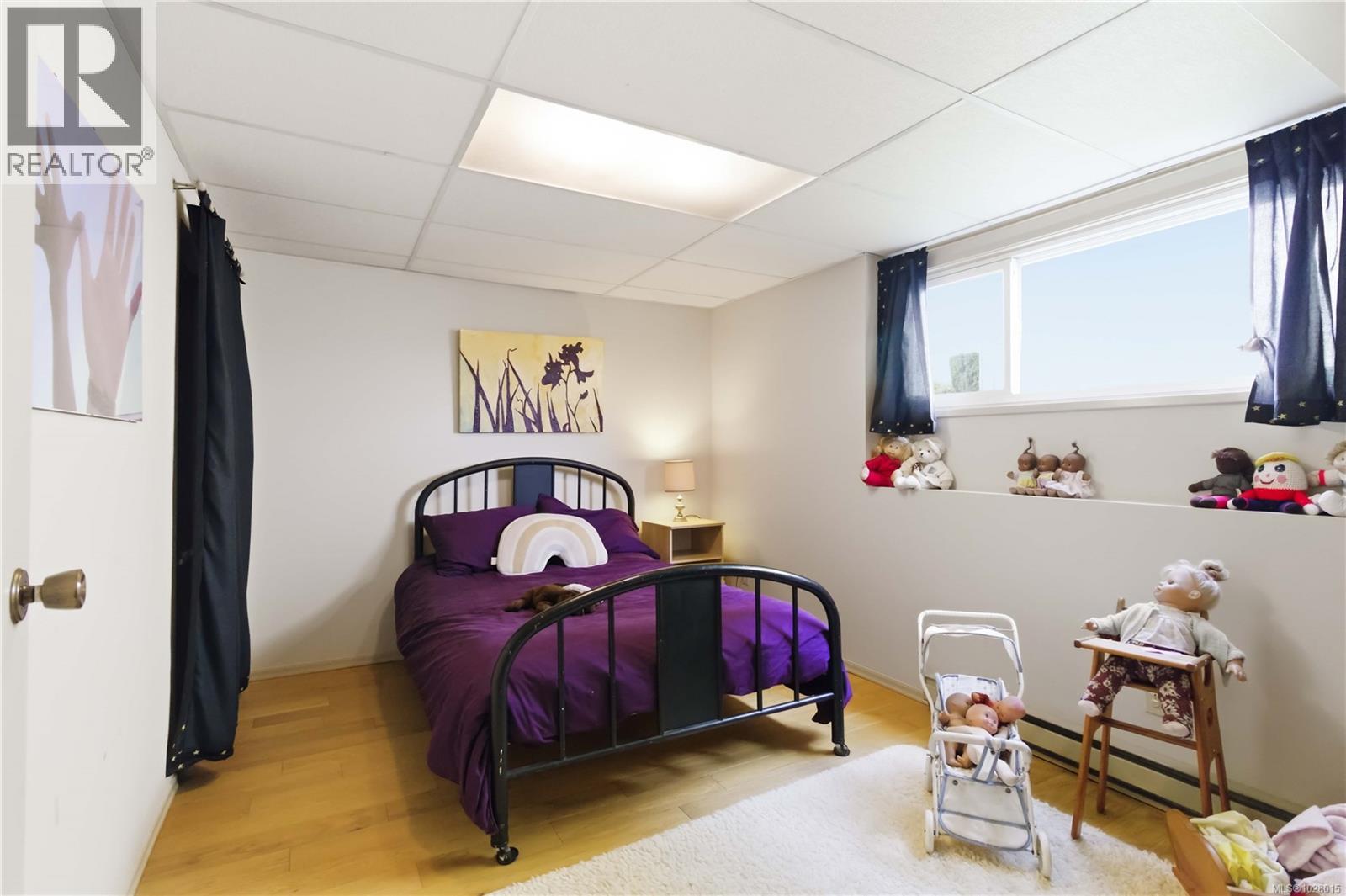  4345 Ridgewood Crescent, Saanich