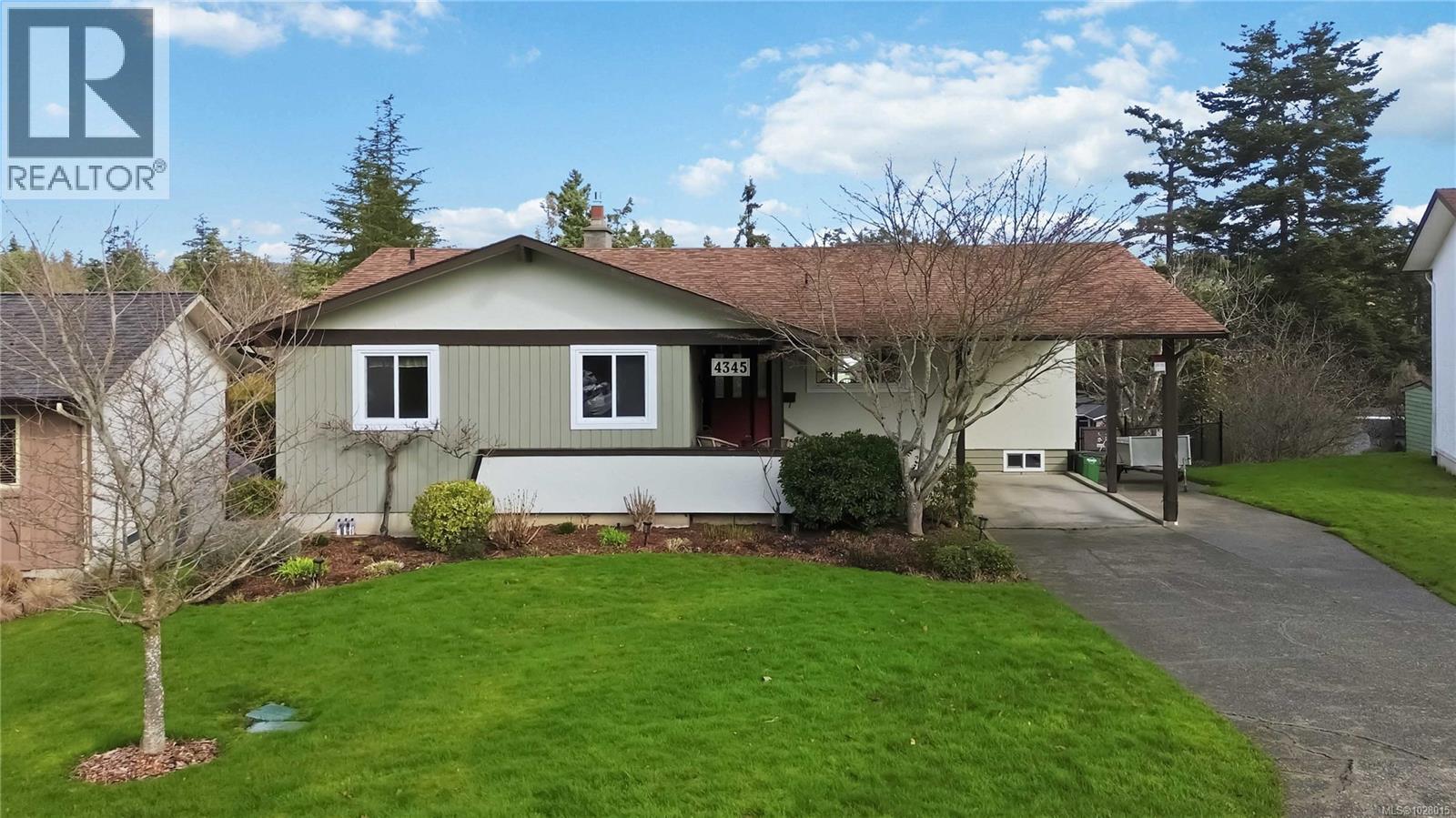  4345 Ridgewood Crescent, Saanich