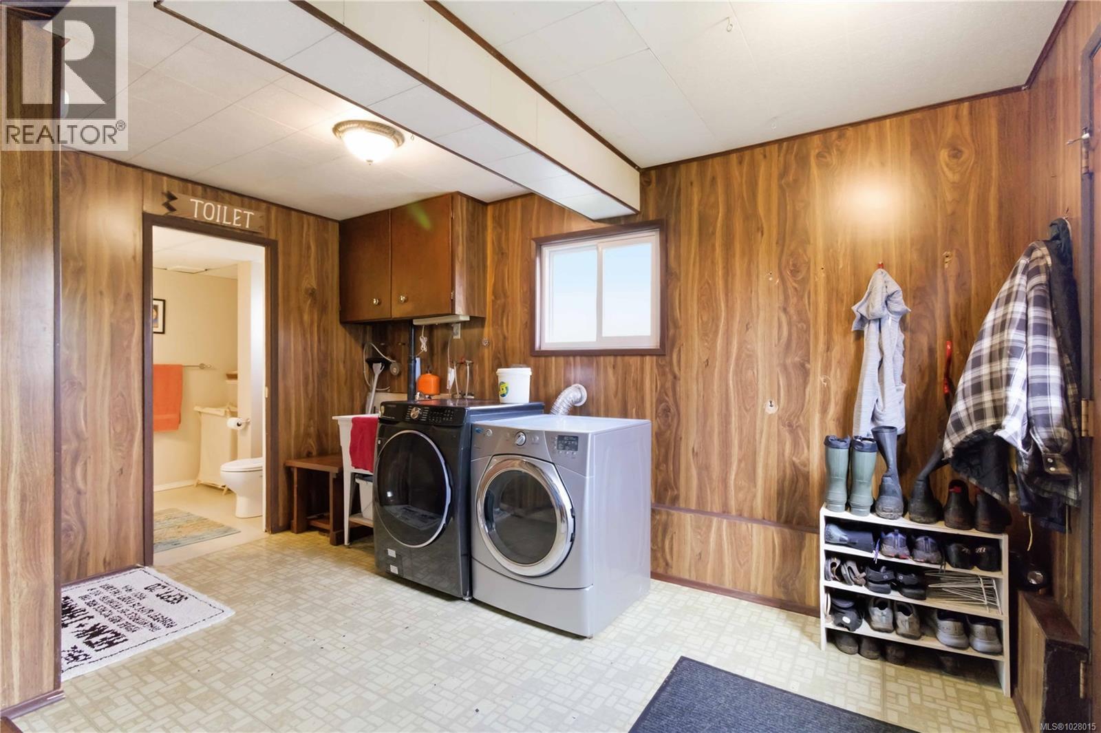  4345 Ridgewood Crescent, Saanich