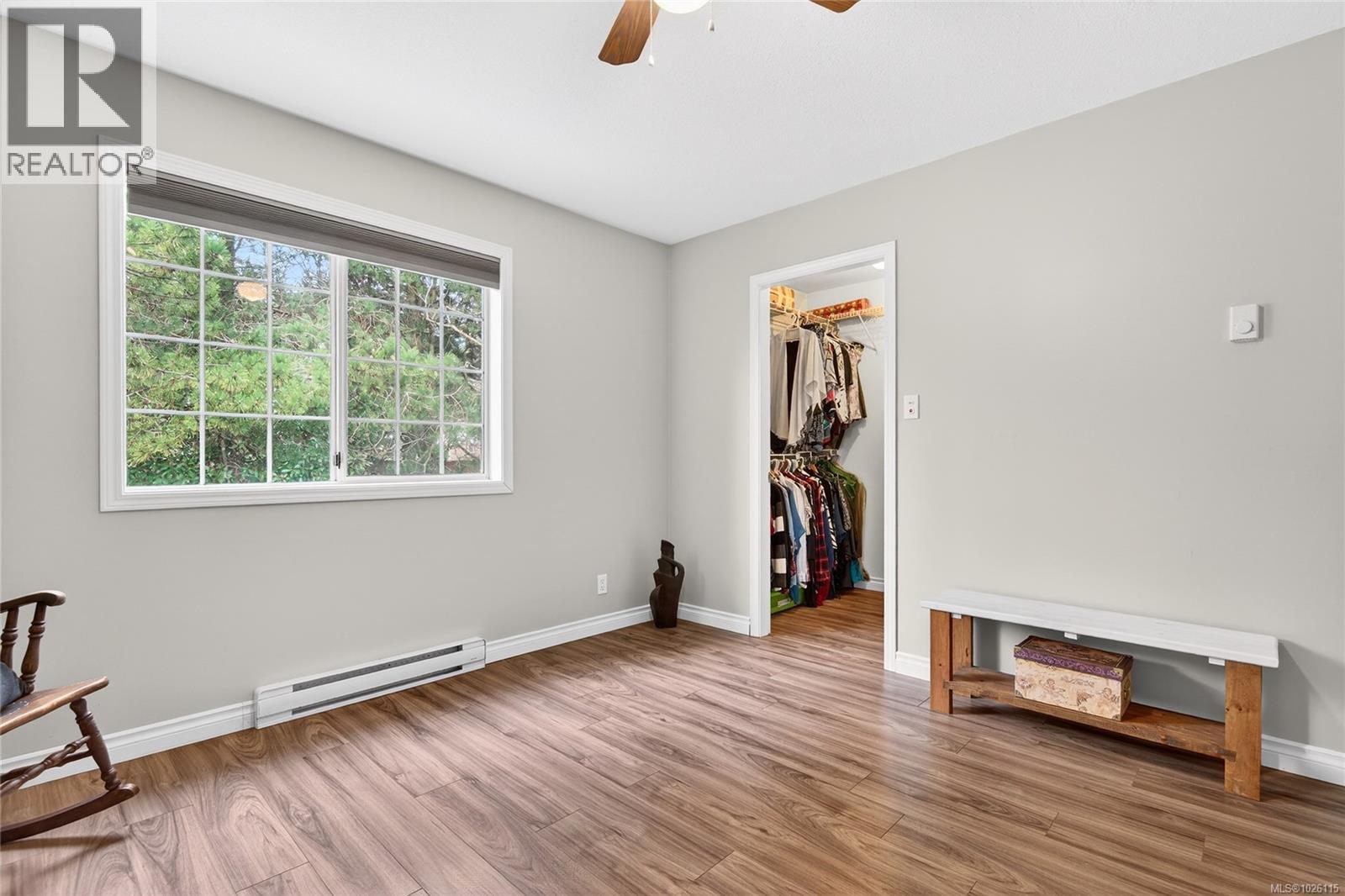 #8 2200 MANOR DR - 26