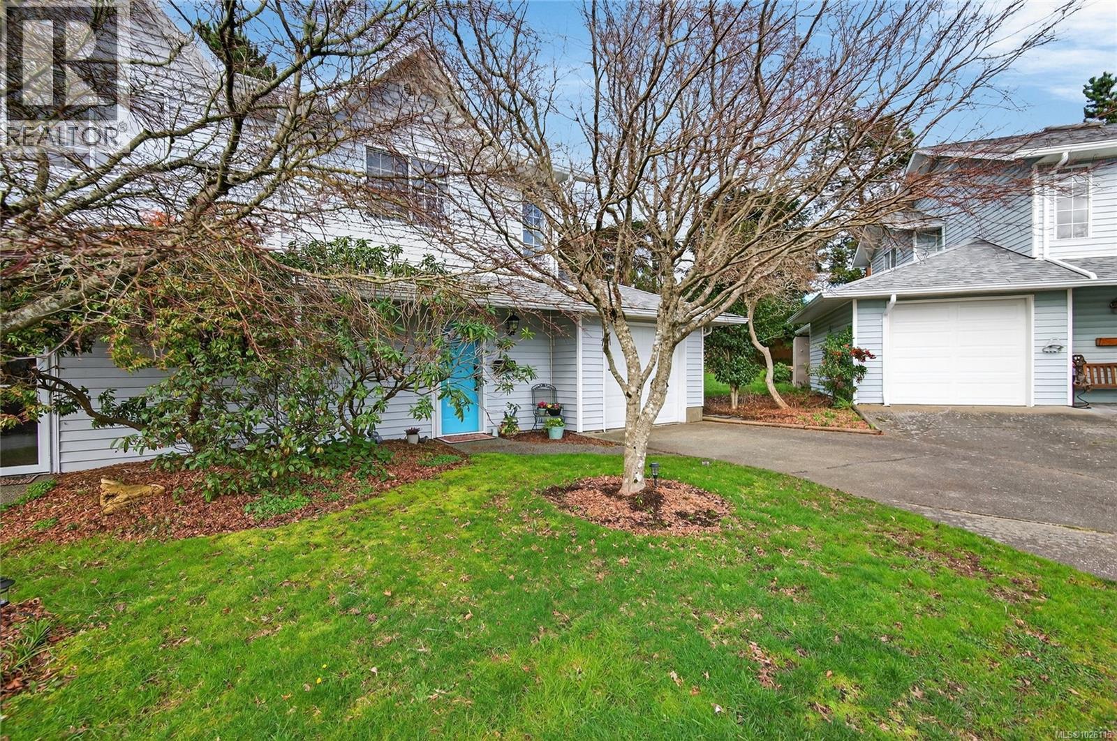 #8 2200 MANOR DR - 31