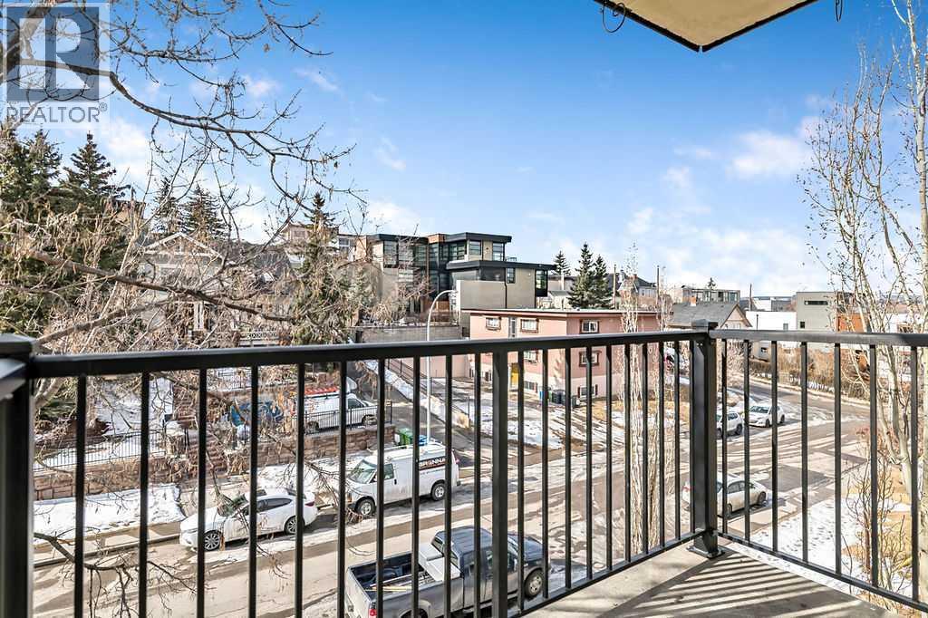 Single Family House for Sale in   A Street W Bankview Calgary 