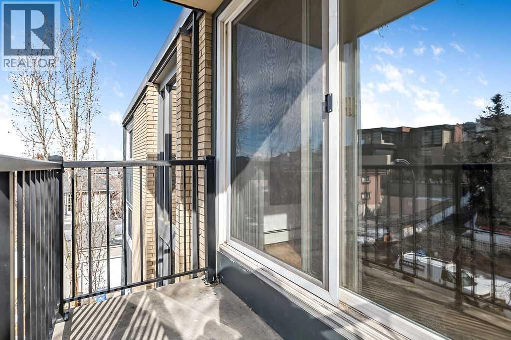 Single Family House for Sale in   A Street W Bankview Calgary 