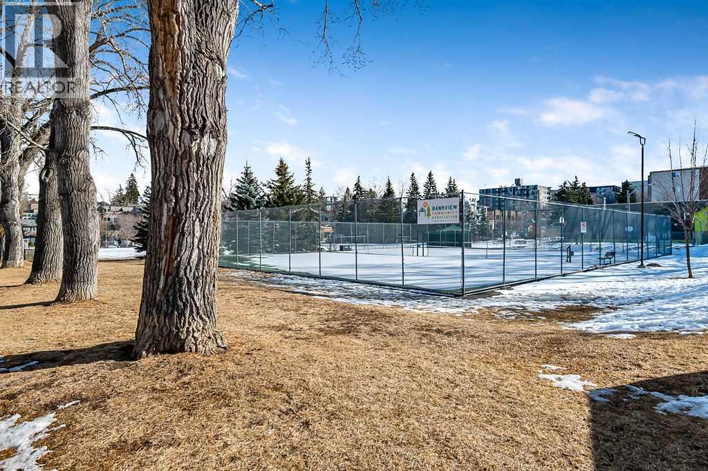 Single Family House for Sale in   A Street W Bankview Calgary 