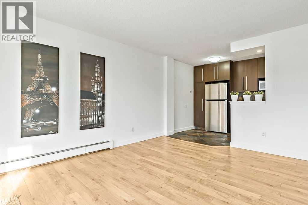 Single Family House for Sale in   A Street W Bankview Calgary 