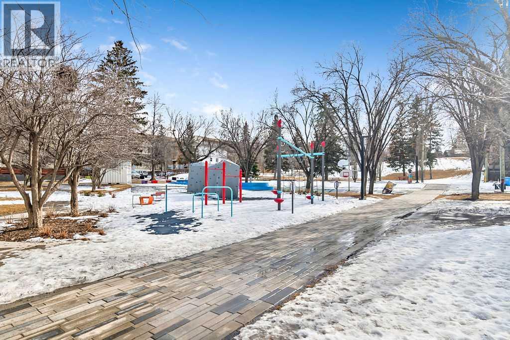 Single Family House for Sale in   A Street W Bankview Calgary 