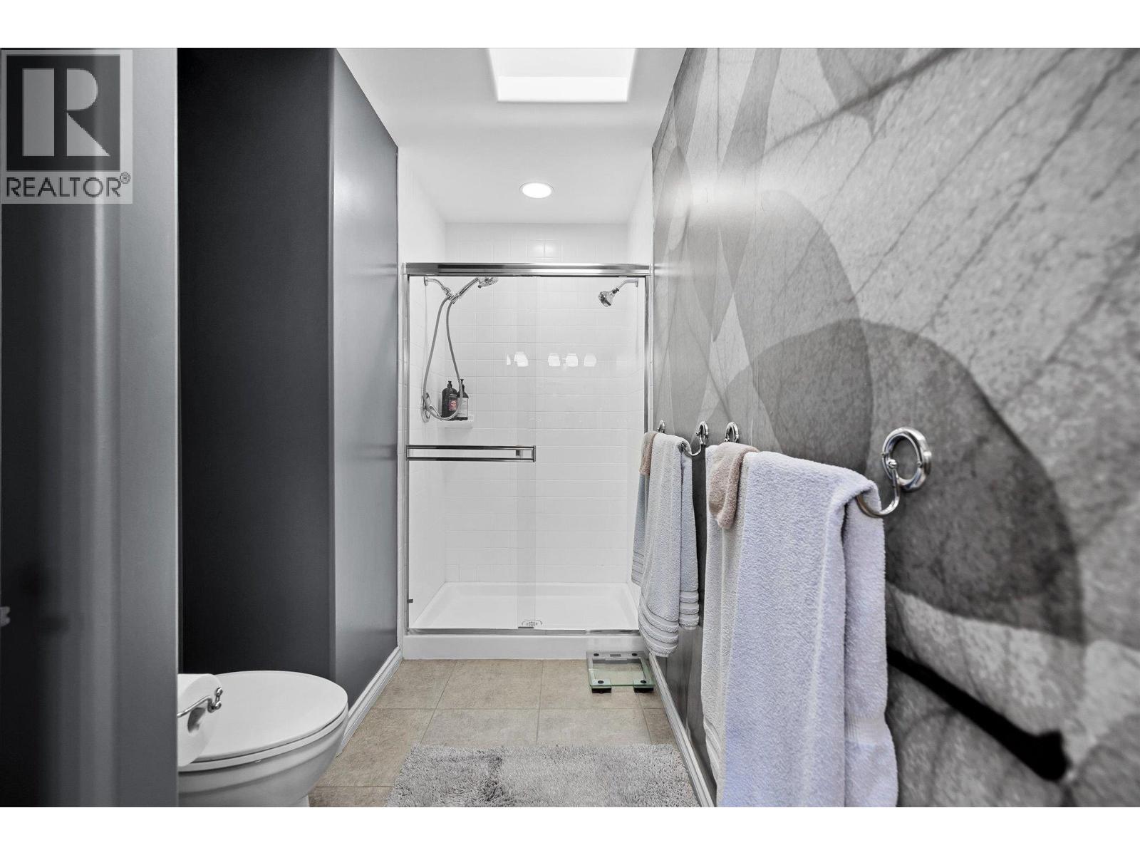  1116 Lynn Court, Kelowna