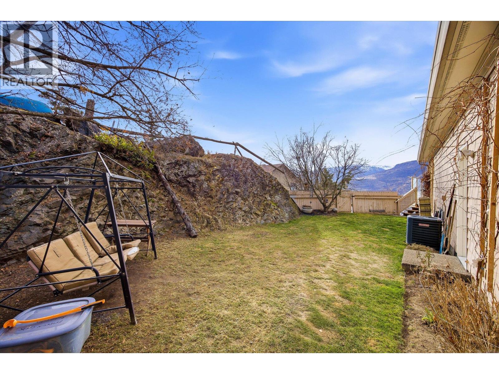  1116 Lynn Court, Kelowna