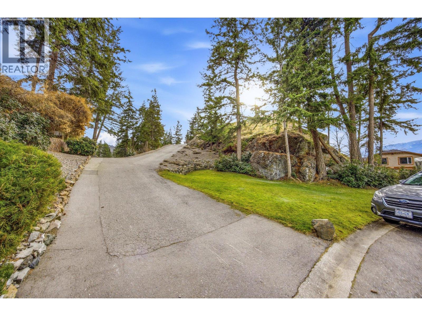  1116 Lynn Court, Kelowna