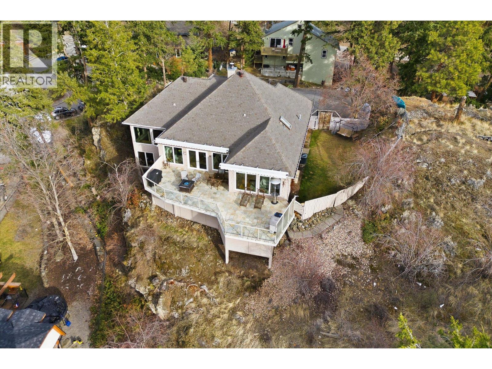 1116 Lynn Court, Kelowna