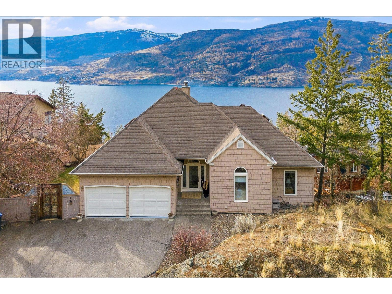  1116 Lynn Court, Kelowna